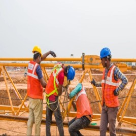 With Trolley Tower Hoist Supervision and Erection