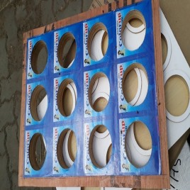Wooden 12 Hole Scrubber Die, For Parlour