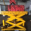 10 feet Moving Scissor Lift, Capacity: 0-0.3 ton