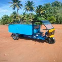 Battery Operated Rickshaw Loader