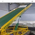 Belt Sugar Bag Loading Conveyor 50kg, Capacity: 50 kg per feet