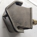 Black Polished Cast Iron Forklift Engine Mounting, 80 Hrc