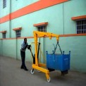 HK Hydraulic Mobile Floor Cranes
