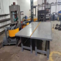 Iron Vibro Forming Table, Capacity: 2500-3000 Block Daily