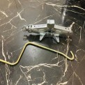Mild Steel E Rickshaw Scissor Jack, For Automobile Industry, Size/Dimension: 600kg