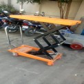 Mild Steel Hydraulic Scissor Lift Table, Working Height: 1500 mm, Capacity: 500-1000 kg