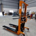 Mild Steel Mini Manual stacker, For Material Handling