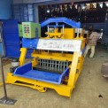Solid Dust 1060 Concrete Block Making Machine, Automation Grade: Semi-Automatic