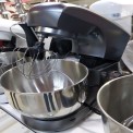 Stainless Steel Cake Mixer (Small), Capacity: 5 Ltr