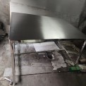 TGPE Mirror Finish Stainless Steel Table, Size: Standard
