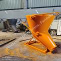 Tower Crane Banana Concrete Bucket with Hose Pipe Arrangement capacity 2.00 cum, m3