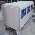 Variac Type Servo Stabilizer, For Commercial